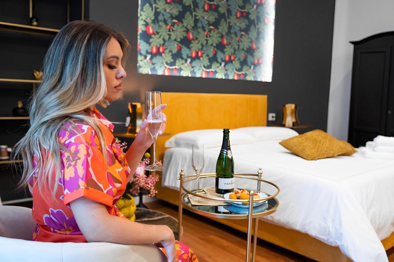 Mareluna Rooms Nápoly Kültér fotó