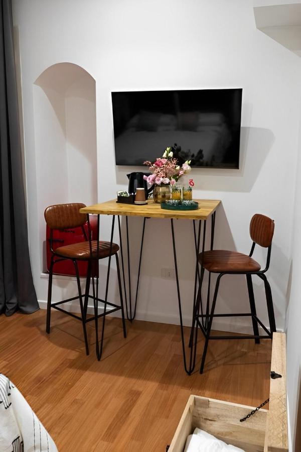 Mareluna Rooms Nápoly Kültér fotó